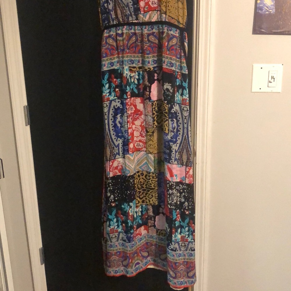Dress - Picture 3 of 3